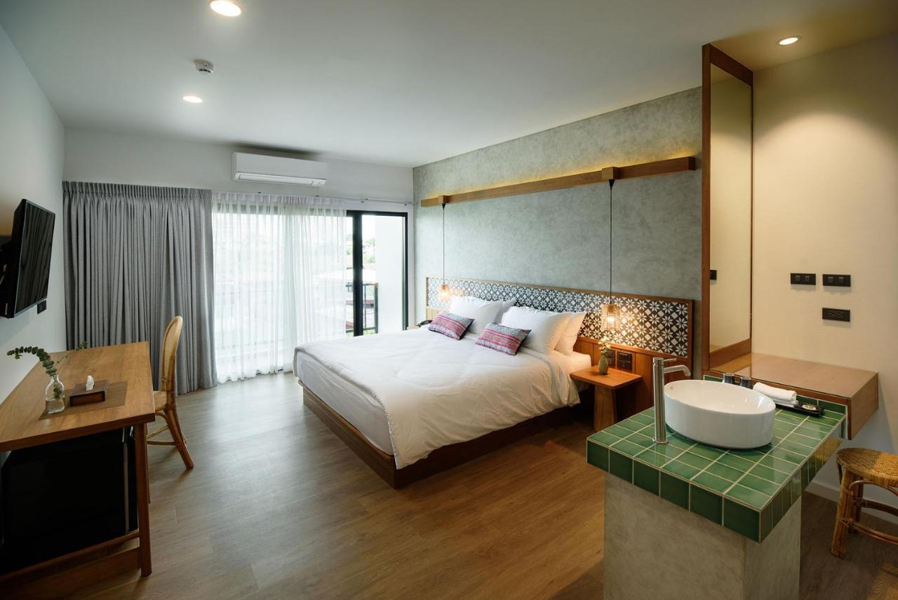 Himku Hotel - Adult Only Чиангмай Экстерьер фото