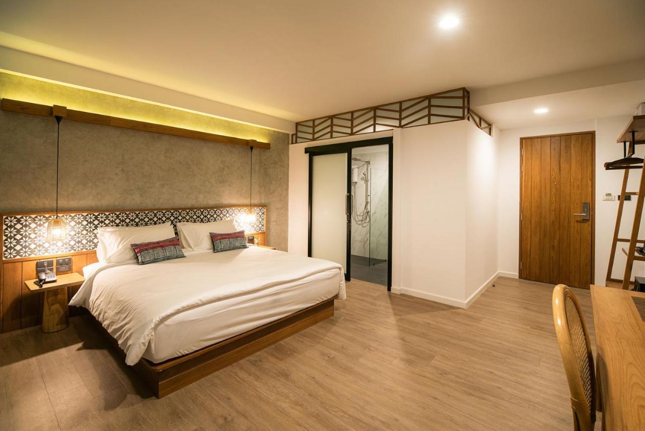 Himku Hotel - Adult Only Чиангмай Экстерьер фото